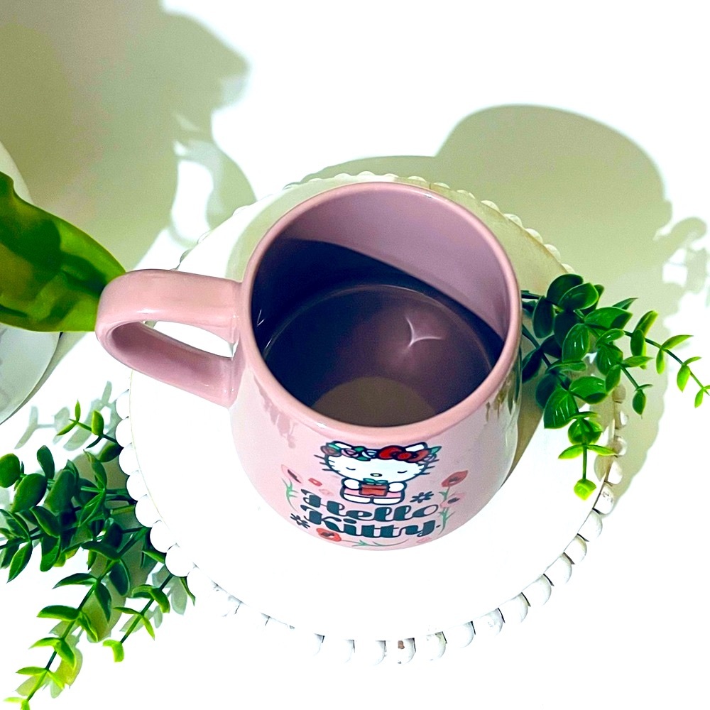 Hello Kitty Mug - Picture 2 of 3